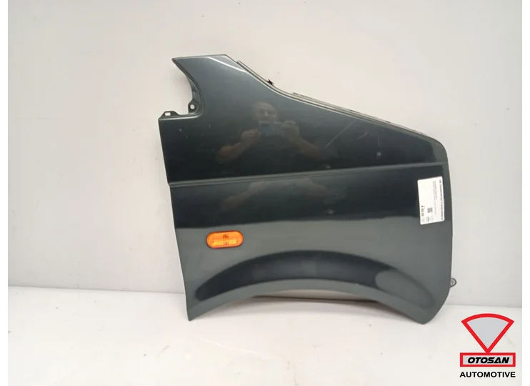 VW Transporter T5 2003-2015 Protection latérale anti-éclaboussures avant droite Original !