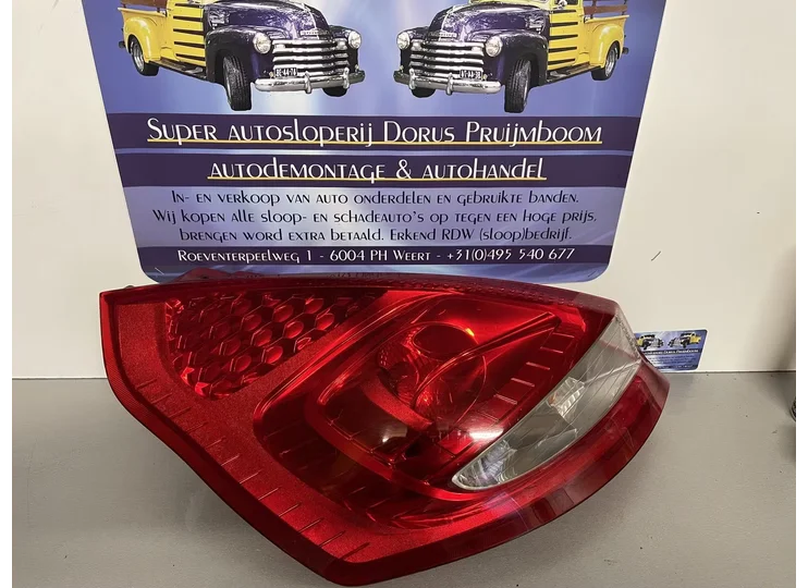 Ford Fiesta achterlicht Links 
