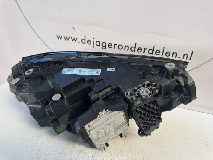 bmw-2-serie-m2-g42-g87-led-koplamp-links-1216101000812 — foto 5