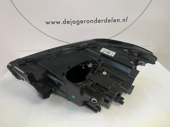 bmw-x1-f48-facelift-vol-led-koplamp-rechts-63115a0117202 — foto 6