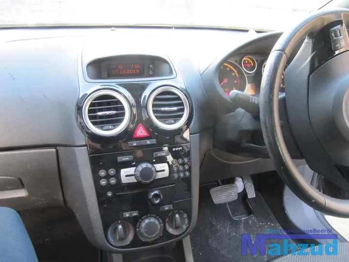 opel-corsa-d-leer-half-leder-interieur-5-deurs-zwart-compleet — foto 6