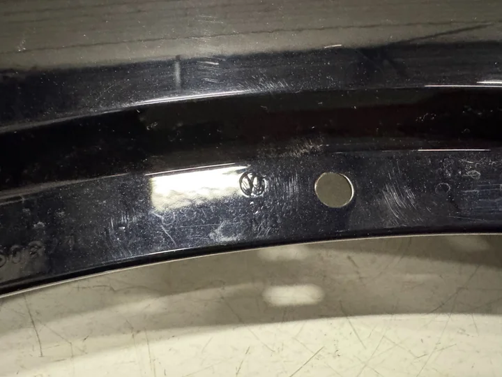 vw-touareg-zijscherm-voorscherm-spatbord-rechts-760821106 — foto 4