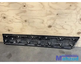 land-rover-evoque-l538-zwart-rechts-deur-strip-onder-20112019-bj3m21064ahw — foto 4