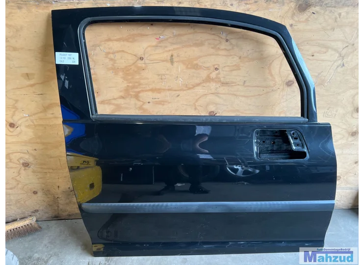 PEUGEOT 1007 Black EXLD right door 2005+