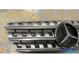 mercedes-ml-w163-groen-189-motorkap-met-grille-19982005 — foto 11