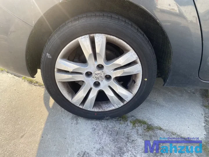 peugeot-3008-5008-velgen-4x108-651-17-inch — foto 4