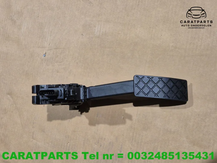1eb723503-audi-q4-gaspedaal-q4-e-tron-id4-id5-tavascan