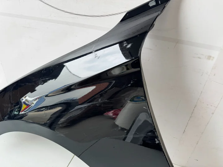 bmw-f20-f21-zijscherm-voorscherm-spatbord-links — foto 4