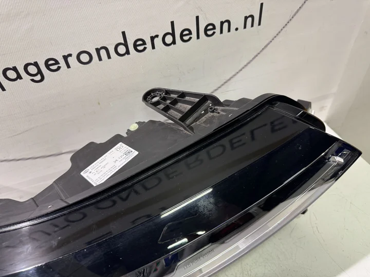 renault-megane-etech-led-koplamp-rechts-260105882r-2022 — foto 5