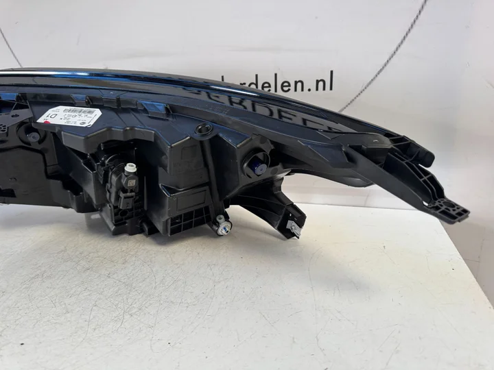 nissan-qashqai-j12-facelift-led-koplamp-rechts-26010hn25a — foto 4