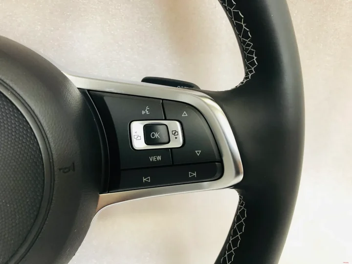 vw-golf-7-r-line-stuur-en-airbag-facelift — foto 3