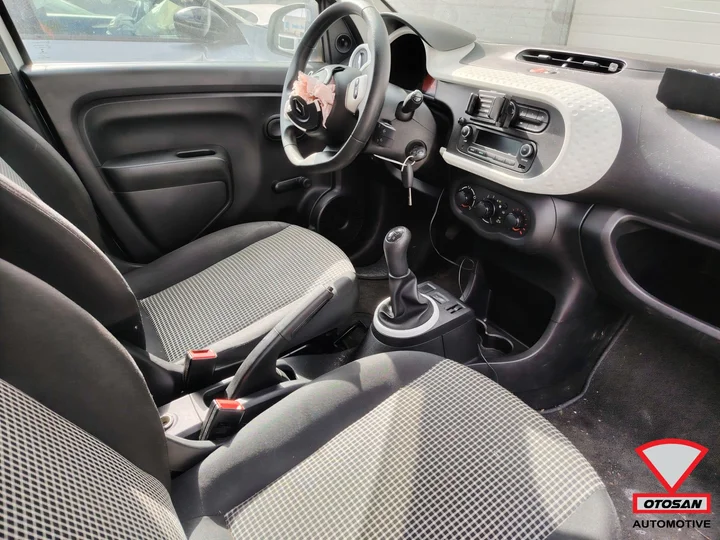 renault-twingo-iii-3-portier-links-rechts-voor-achter-deur — foto 6