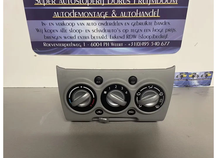Suzuki Alto kachel airco paneel