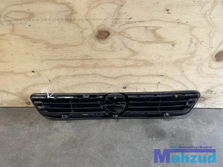 opel-astra-g-grille-19982004 — foto 2