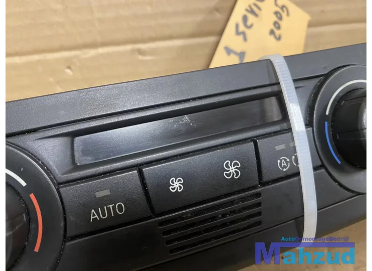 bmw-1-serie-e87-e81-kachel-airco-paneel-2001