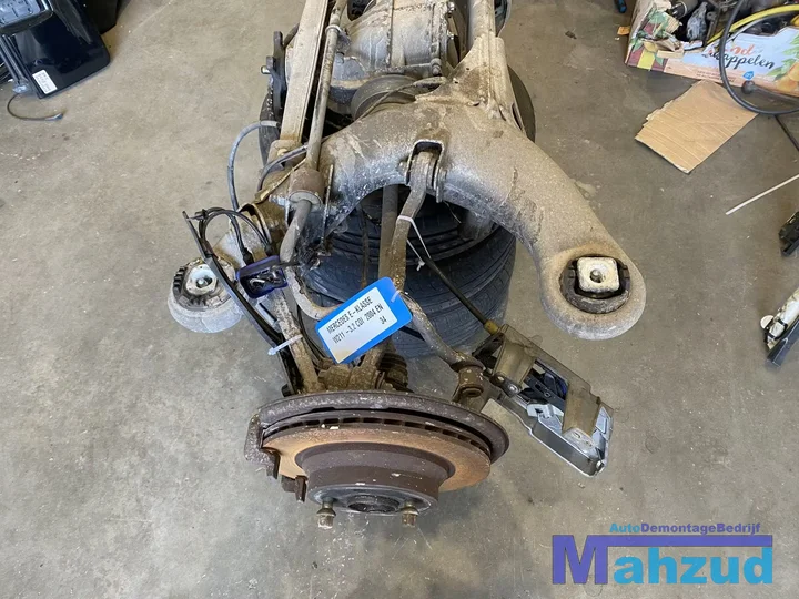 mercedes-eklasse-w211-achteras-subframe-cardanas-20022009 — foto 8
