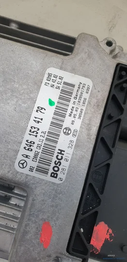 motorcomputer-ecu-w211-e220-cdi-mercedes-om646-6461534179-motor-origineel-gebruikt-2004-2007 — foto 2
