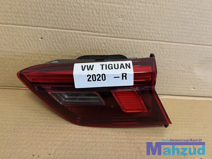 vw-tiguan-ad1-rechts-binnen-achterlicht-led-2016 — foto 2