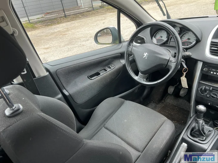 peugeot-207-14-16v-zilver-ezrc-demontage-sloop-onderdelen — foto 11