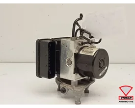 mercedes-c-klasse-w204-abs-pomp-a1724314212