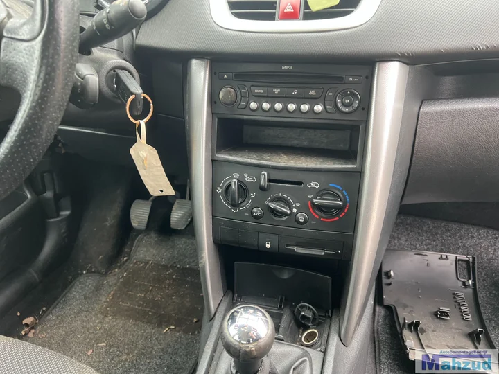 peugeot-207-14-16v-zilver-ezrc-demontage-sloop-onderdelen — foto 18