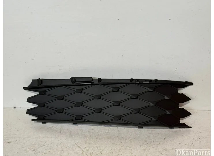 Skoda Octavia IV RS front bumper grille 5E3807368A