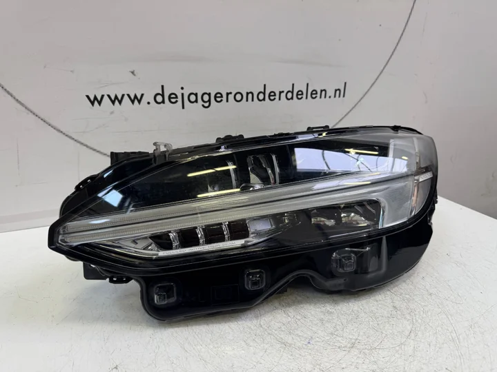 volvo-s90-v90-vol-led-koplamp-links-32228310 — foto 2