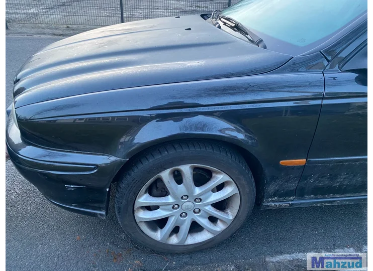 JAGUAR X-TYPE X400 schwarzer linker Kotflügel vorne (2001-2009)
