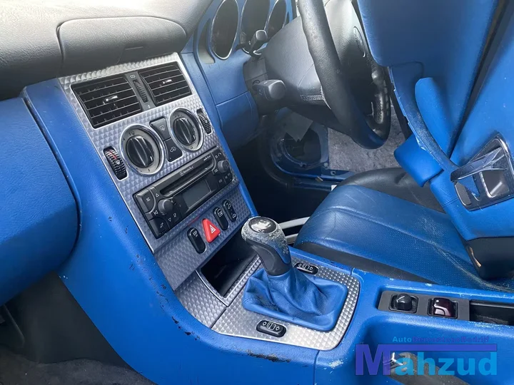 mercedes-slk-r170-blauw-middenconsole-radio-kachelpaneel-9604 — foto 5