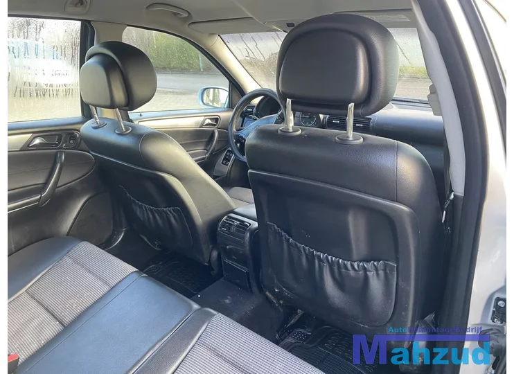 mercedes-cklasse-combi-s203-compleet-interieur-20012007
