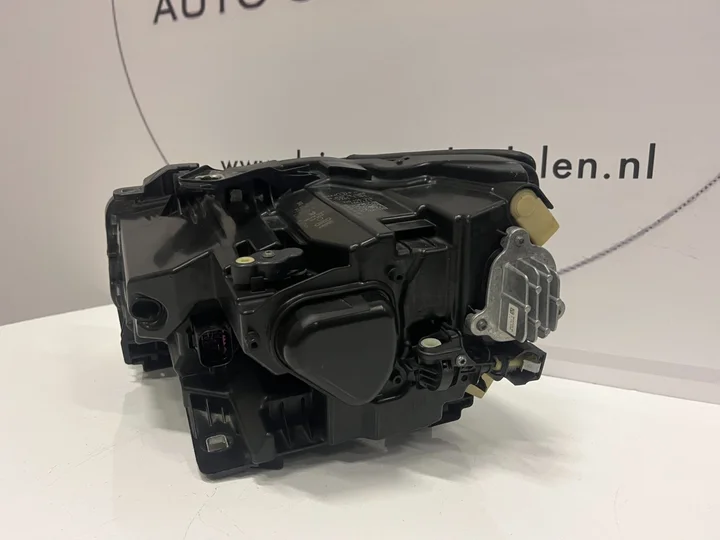 audi-q2-81a-facelift-led-koplamp-rechts-81a941012-2020 — foto 7