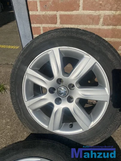 audi-seat-skoka-vw-polo-6r-velgen-15-inch-5x100-571 — foto 5