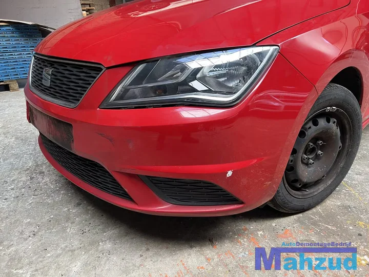 seat-toledo-4-rood-voorbumper-20122019 — foto 2