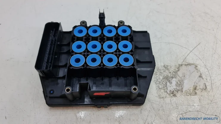 abs-esp-module-w203-w209-mercedes-a2035451632-c-klasse-clk-origineel-gebruikt-2002-2007 — foto 3
