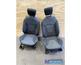 ford-ka-2-grijs-rechts-stoel-passagierstoel-achterbank-2008-2016
