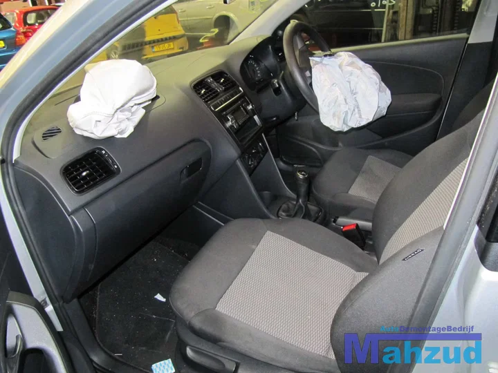 2010-volkswagen-polo-6r-12-demontage-sloop-131 — foto 6