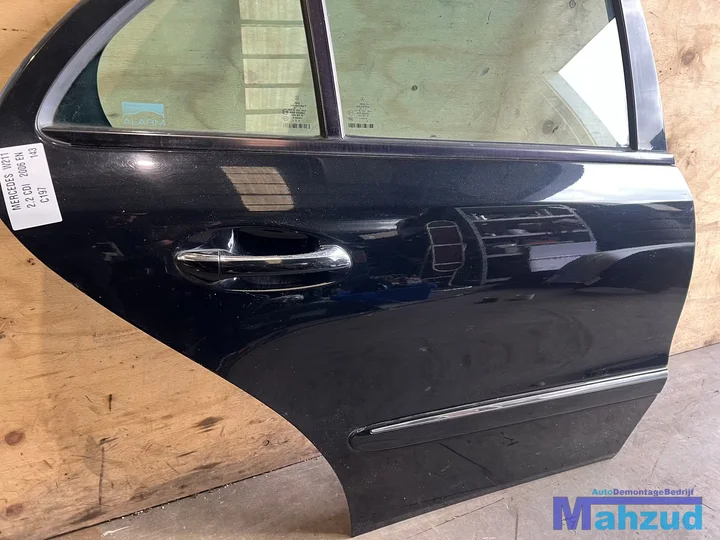 mercedes-e-klasse-w211-zwart-c197-rechts-achter-deur-20022009 — foto 3
