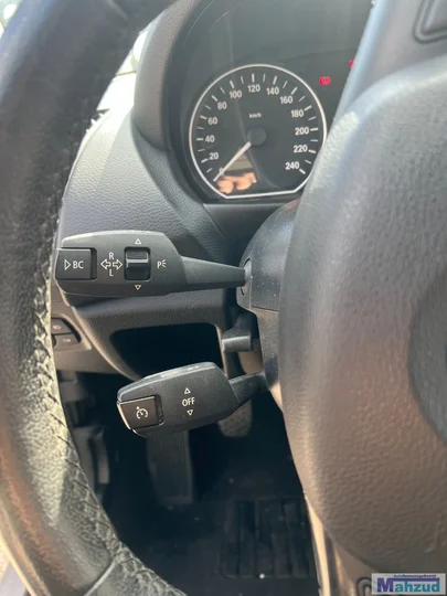 2010-bmw-1-serie-e87-118i-20-n43b20a-b090-bruin-demontage — foto 35