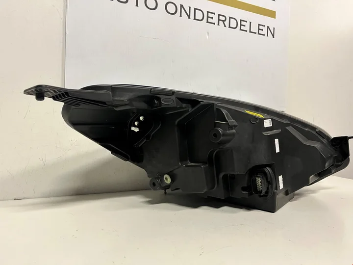 ford-fiesta-mk8-vol-led-koplamp-links-h1bb13e015af — foto 4