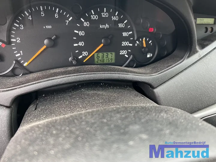 ford-focus-1-turnier-16-16v-demontage-station-onderdelen — foto 14