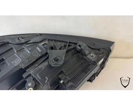 audi-q2-koplamp-links-lamp-81a941035 — foto 11