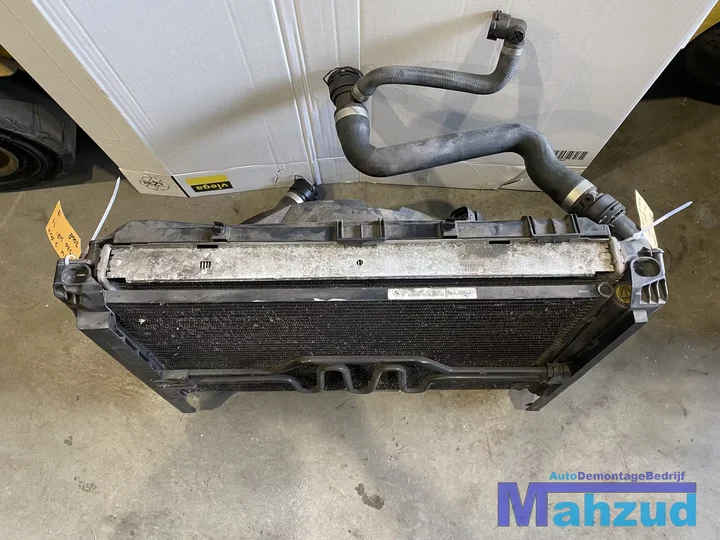 bmw-3-serie-e90-320i-20-18-koelerset-koelerpakket — foto 2