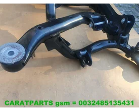 7p0500041-q7-achteras-touareg-subframe-cayenne-92a — foto 6