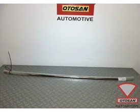 audi-a4-8k-avant-dakrails-dakrail-links-8k9860021a