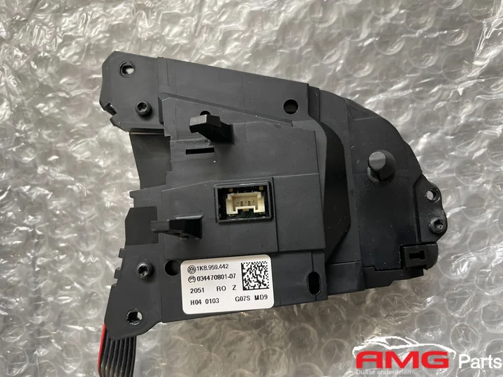 vw-polo-up-scirocco-stuur-gti-gtd-r-line-knopjes-1k8959442 — foto 5