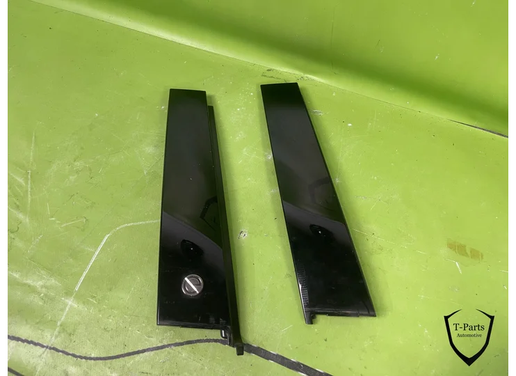 moulure de porte gauche droite Opel Corsa 39222099 39222097