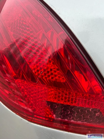 peugeot-308-1-links-achterlicht-hatchback-20072014 — foto 2