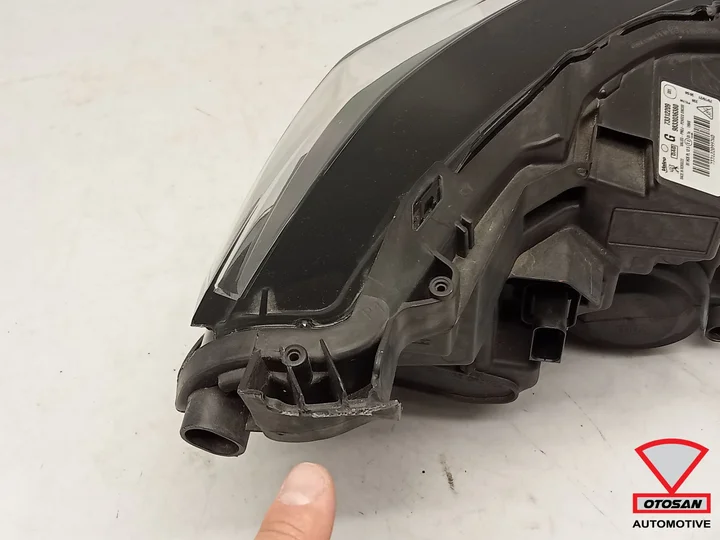 peugeot-208-2019-vol-led-koplamp-links-9833036380 — foto 3