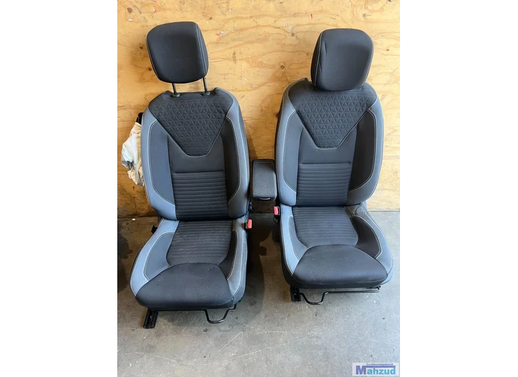 RENAULT CLIO 4 Hatchback interieur stoel bank  2012-2019