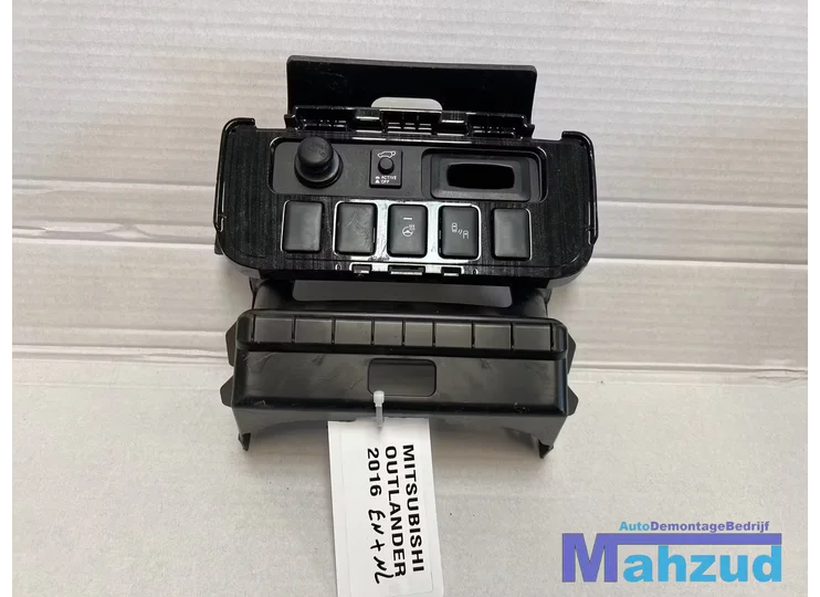 MITSUBISHI OUTLANDER PHEV middenconsole paneel  2015+